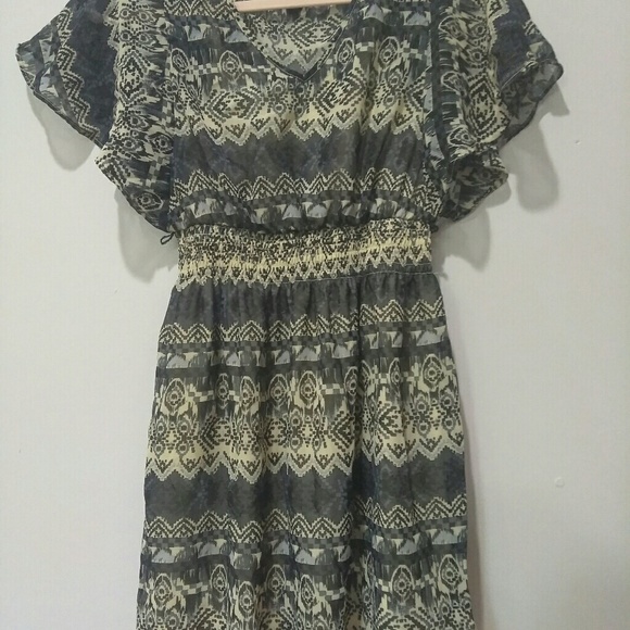 Lily rose fit and flare dress - Picture 3 of 8